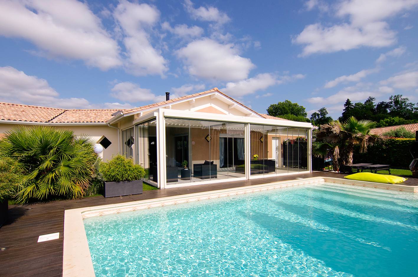 Pergola avec rideaux de verre Andernos les Bains
