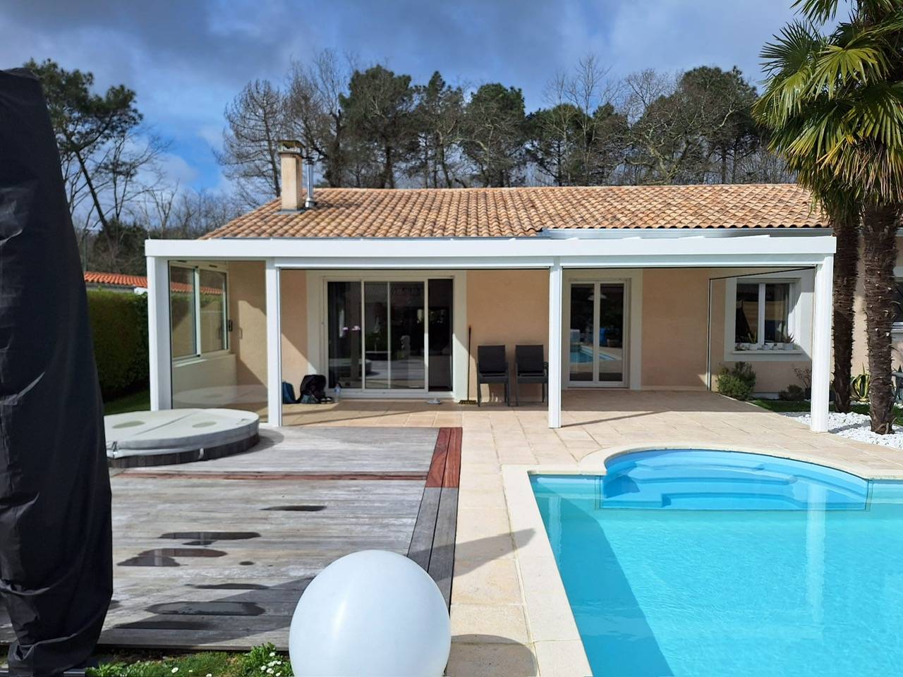 Pergola Fixe en aluminium de haute qualité à St Medard en Jalles en Gironde 